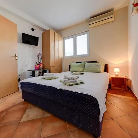 Sunny Grapes Apartments Budva Zimmer foto