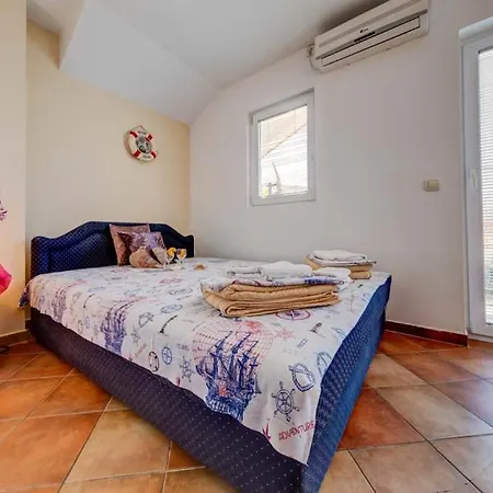 Sunny Grapes Apartments Budva Zimmer foto