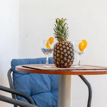 Sunny Grapes Apartments Budva Zimmer foto