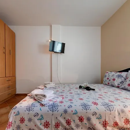 Sunny Grapes Apartments Budva Zimmer foto