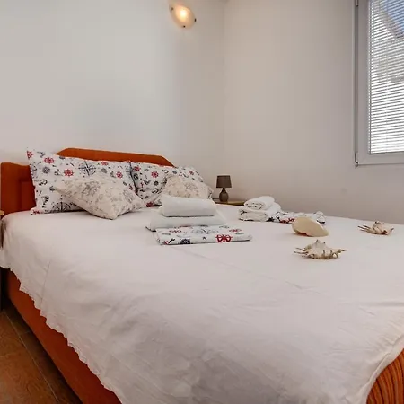 Sunny Grapes Apartments Budva Exterior foto